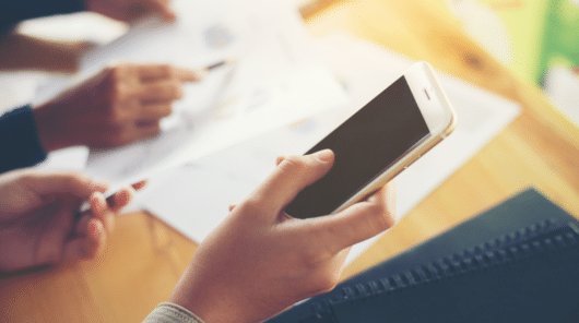Application-de-suivi-des-interventions--le-guide-complet-pour-digitaliser-vos-opérations-terrain-en-2026